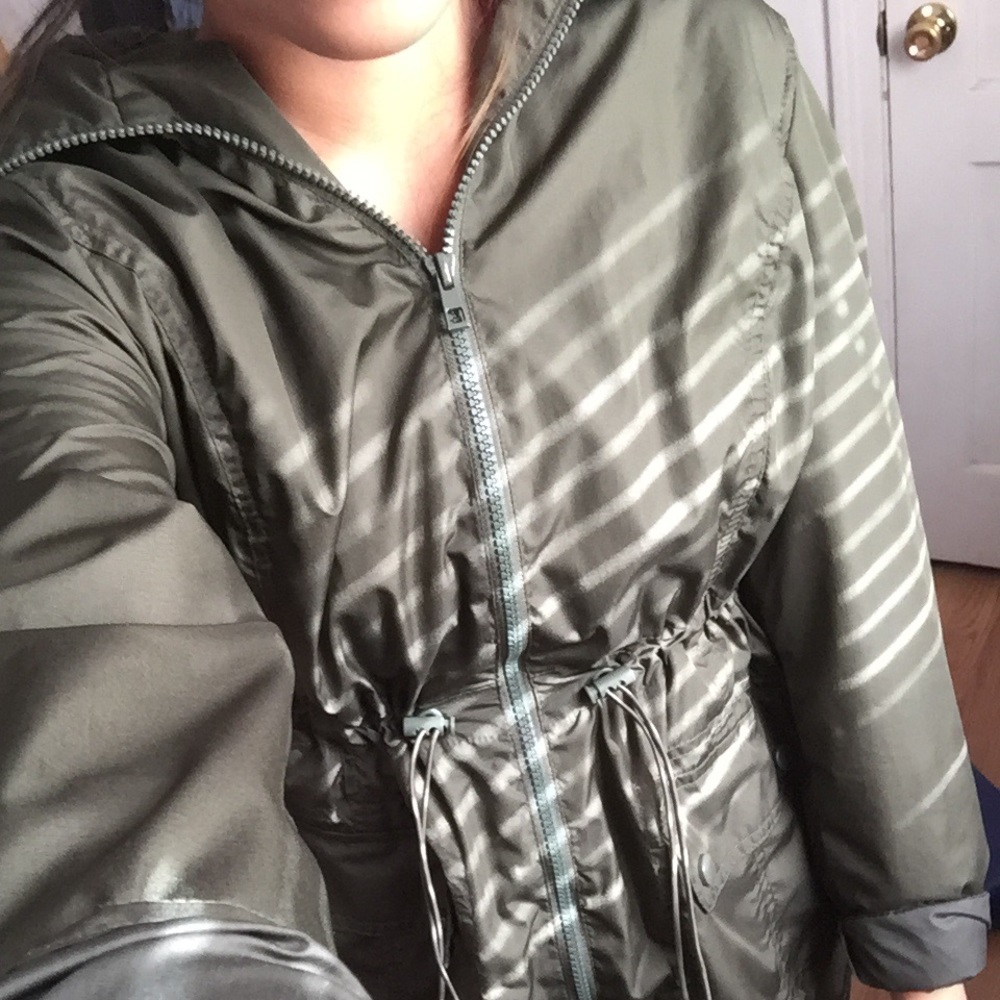 Green jacket - Picture 5 of 5